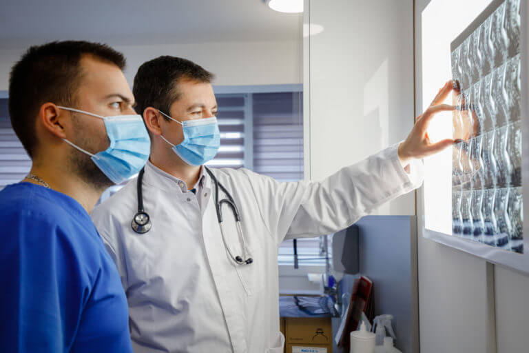Spine Surgeon in Aurora CO - Front Range Spine and Neurosurgery